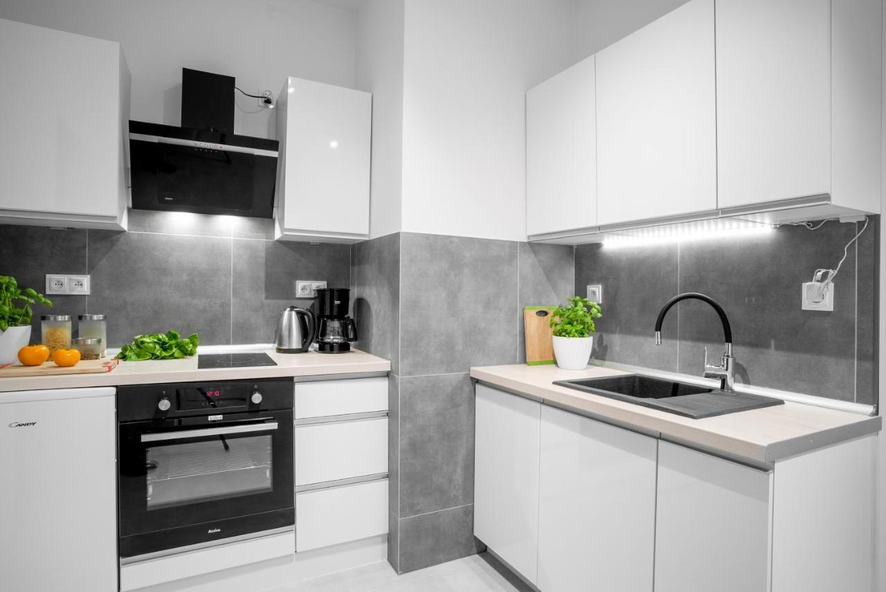 Apartamenty Homely Place Centrum - Stary Rynek - Parking Poznan Exterior photo